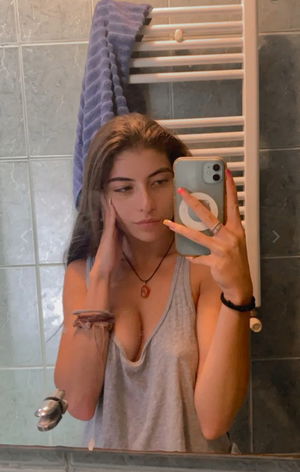 damyrysu's Profile Photo