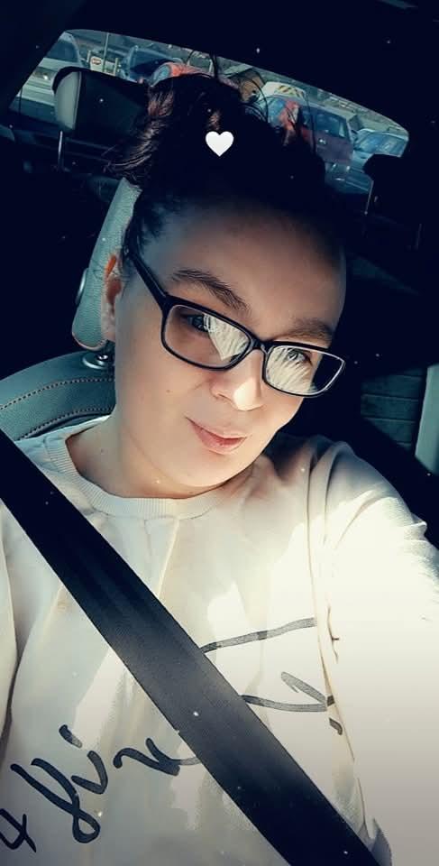 simowo, 21 years old from Germany