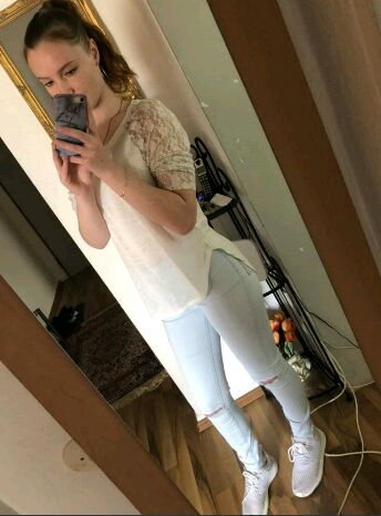 AngelsL, 21 years old from United Kingdom