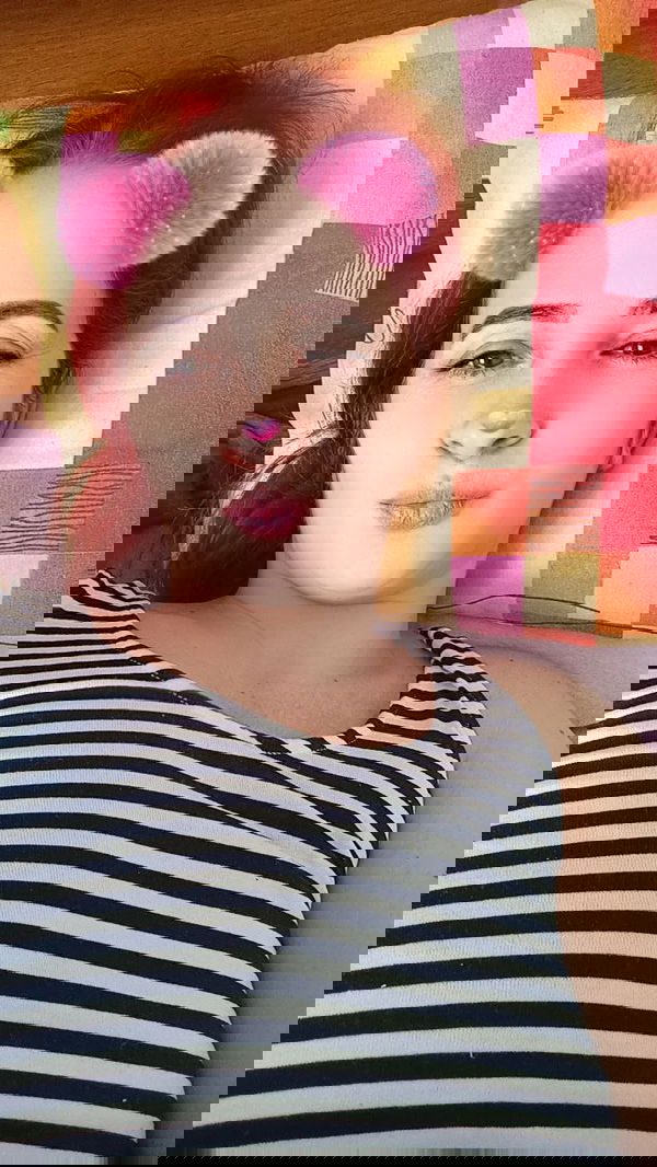 NOA, 25 years old from Germany