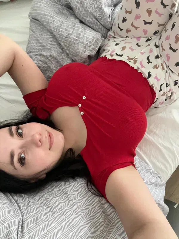 hopibam284, 22 years old from United States