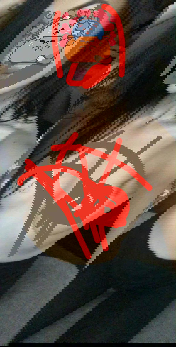 alira938, 19 years old from United States