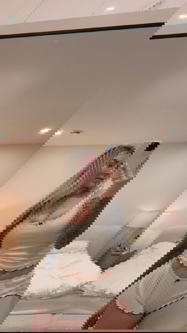 meltymochi250, 29 years old from United States