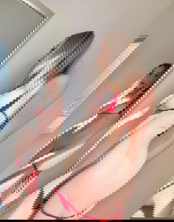 nubia21-50, 21 years old from United Kingdom