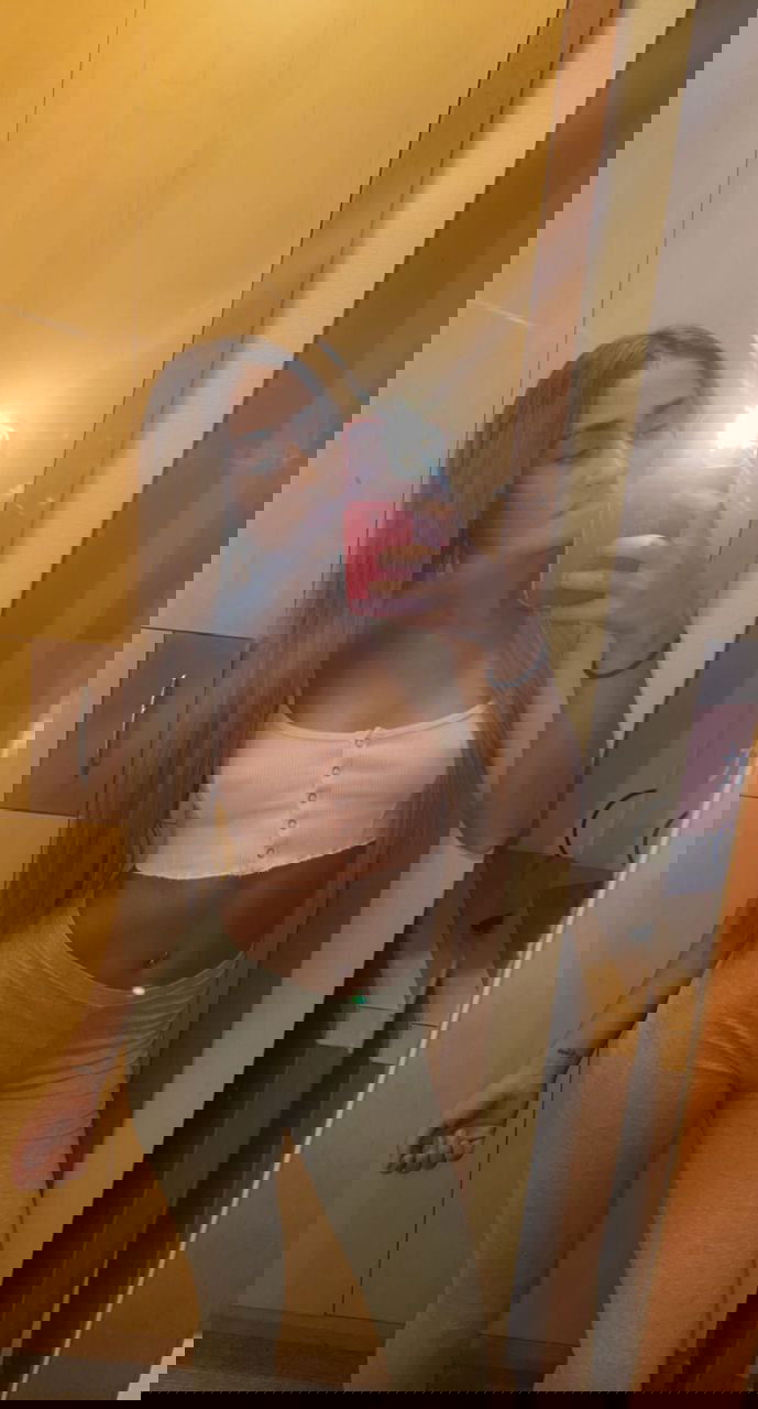 sapil42949's Cover Photo