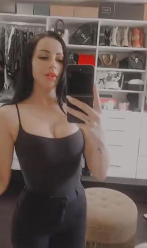 woxksjxjsjznwjxowkxkdn's Profile Photo