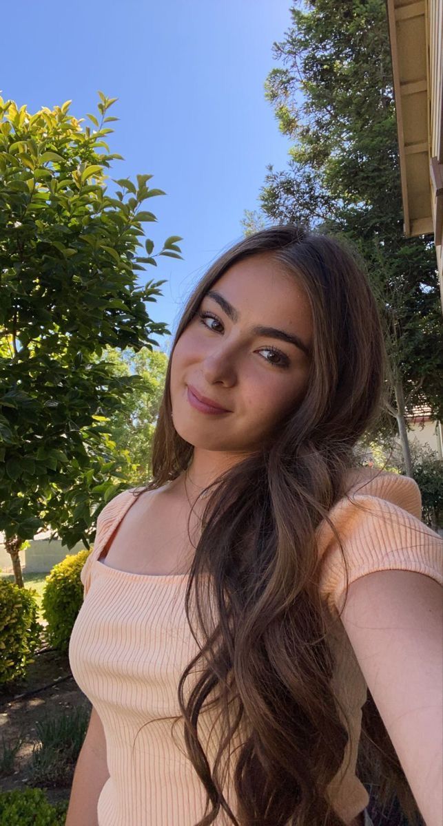 Madalyn015's Profile Photo