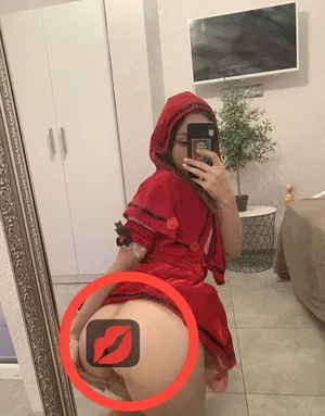 lorihax211's Profile Photo