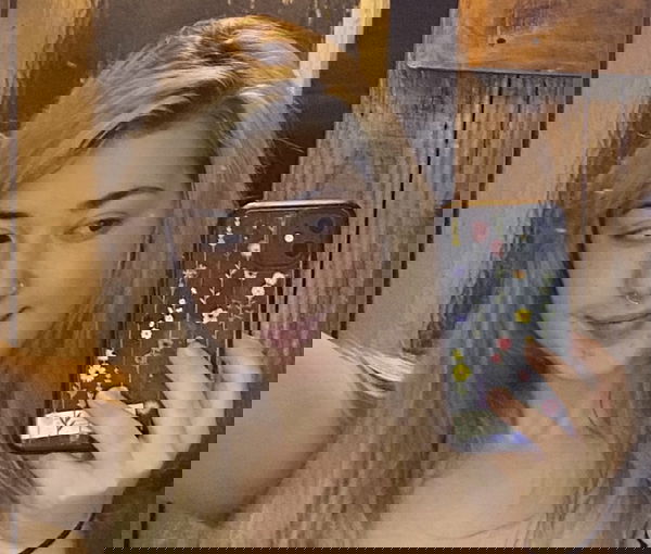 emmag70916, 21 years old from United States