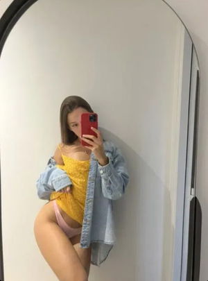 qomyw's Profile Photo