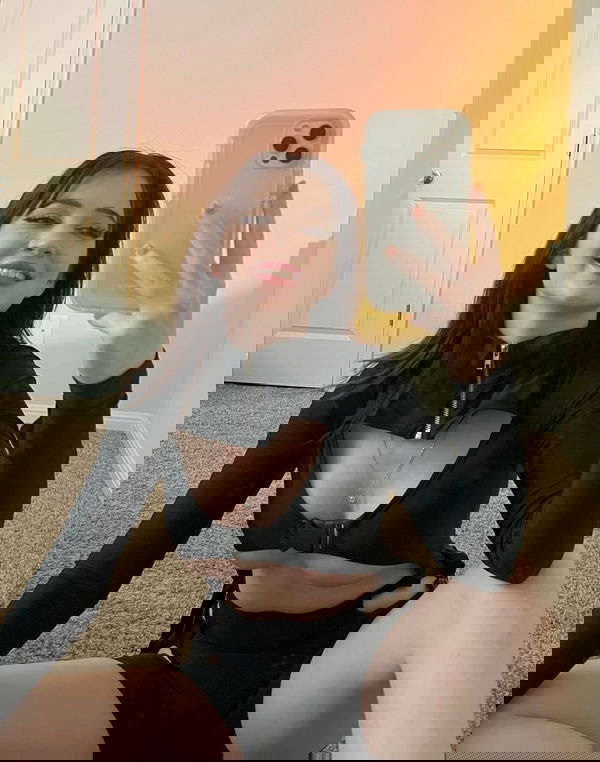 lovehex592, 21 years old from Netherlands