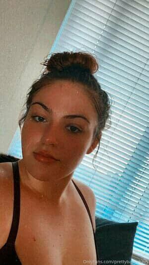 tosihi7582, 22 years old from Australia