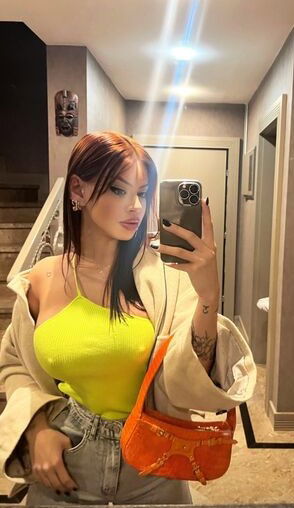 comlogedri, 23 years old from Canada