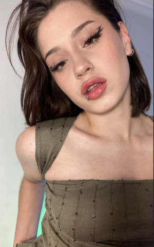 F-Fia2cc's Profile Photo