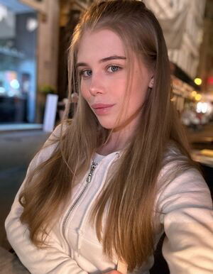 nikise2048, 24 years old from Australia