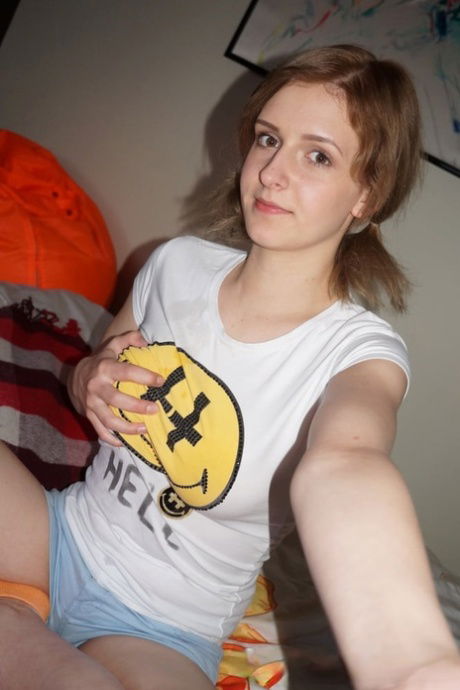 hejahe5755, 24 years old from United Kingdom