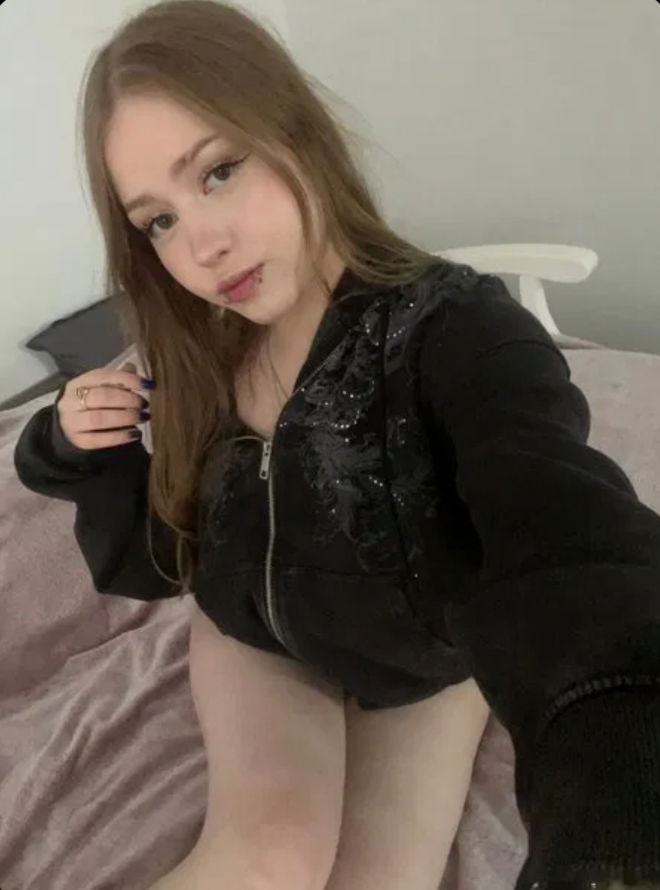 cslgkfe's Cover Photo