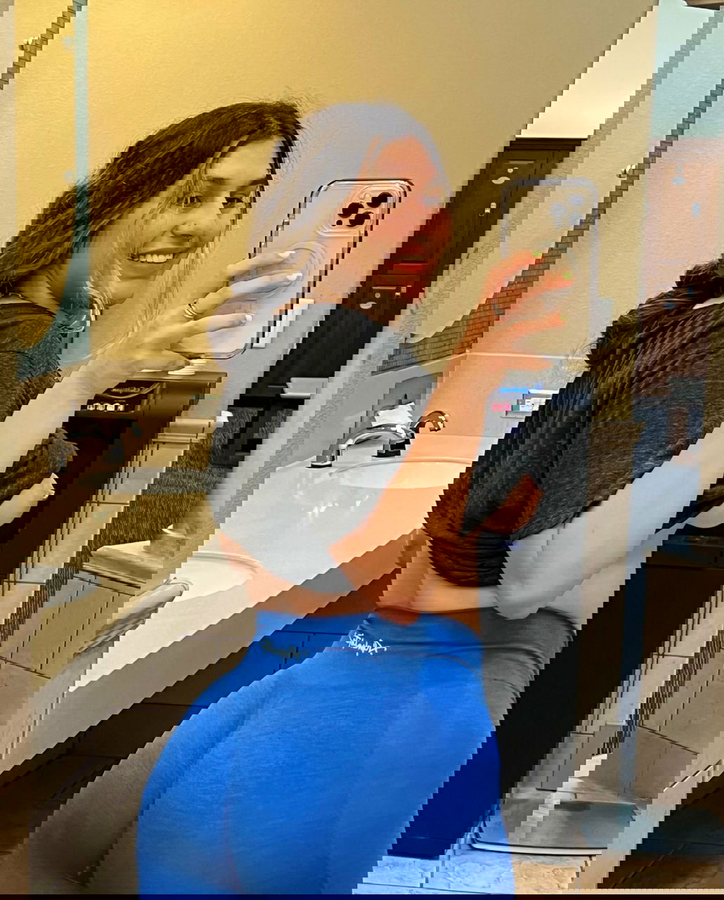 Melisha85744k, 23 years old from United States