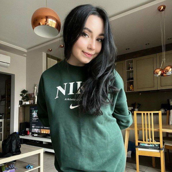 ttovo1099, 20 years old from United States