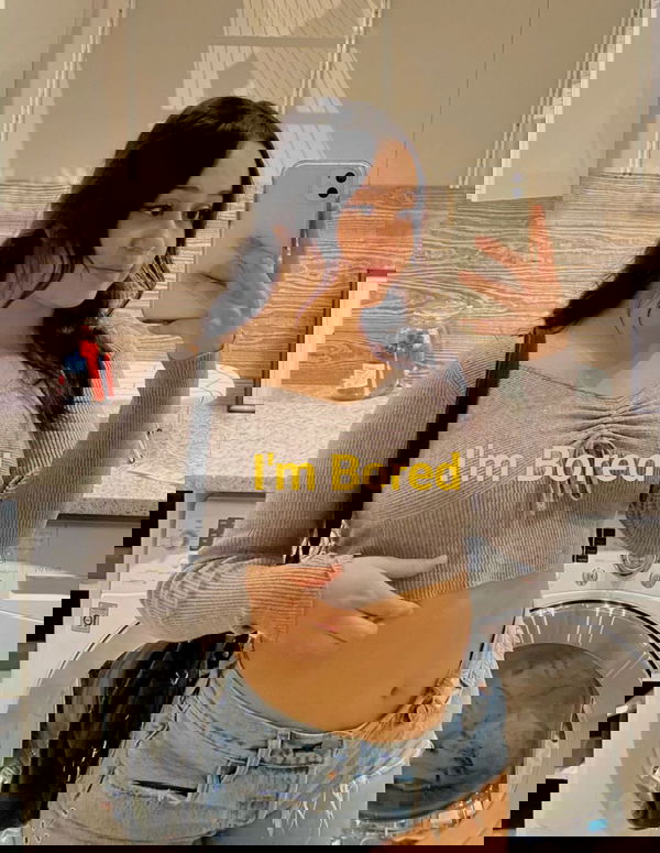 TeresaG2, 21 years old from United Kingdom