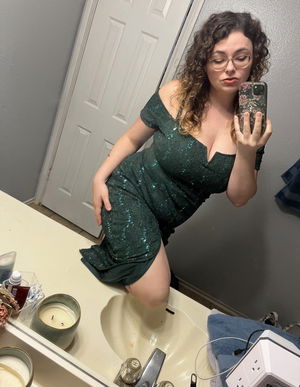 Makeyoucum8897's Profile Photo