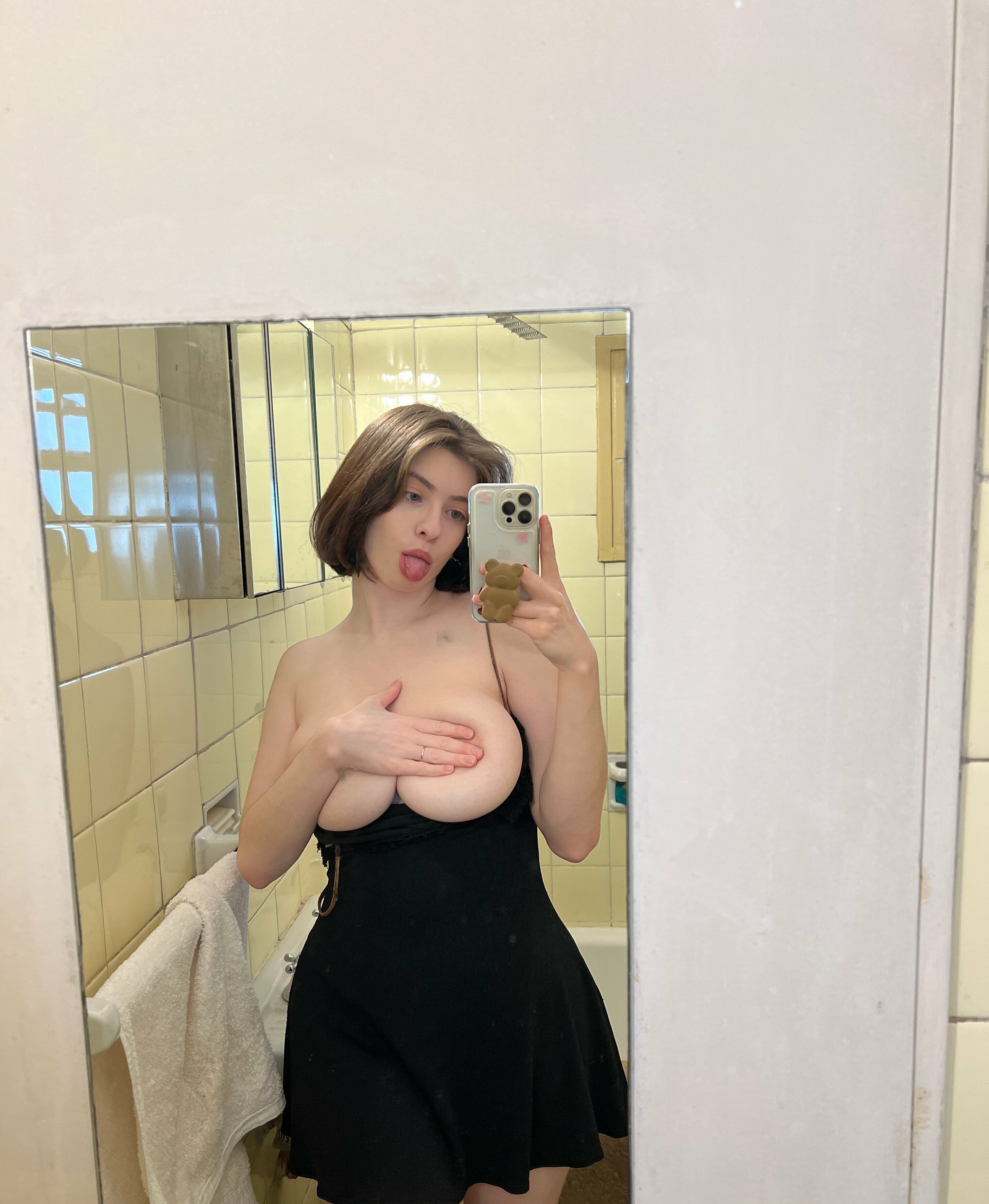 ktusozy's Cover Photo