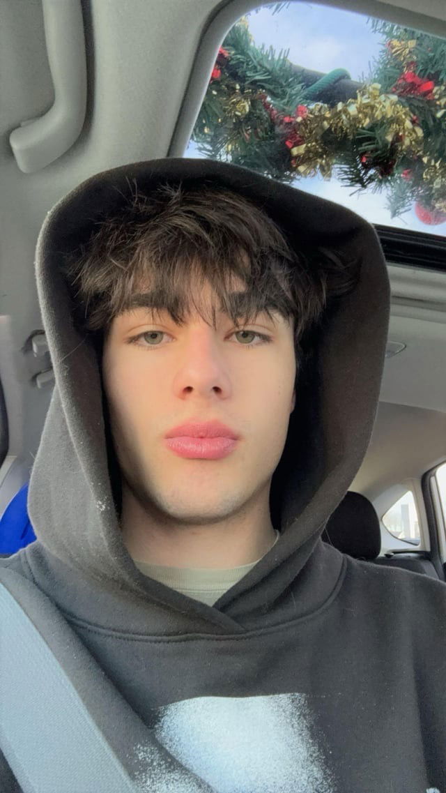 bd09909's Cover Photo