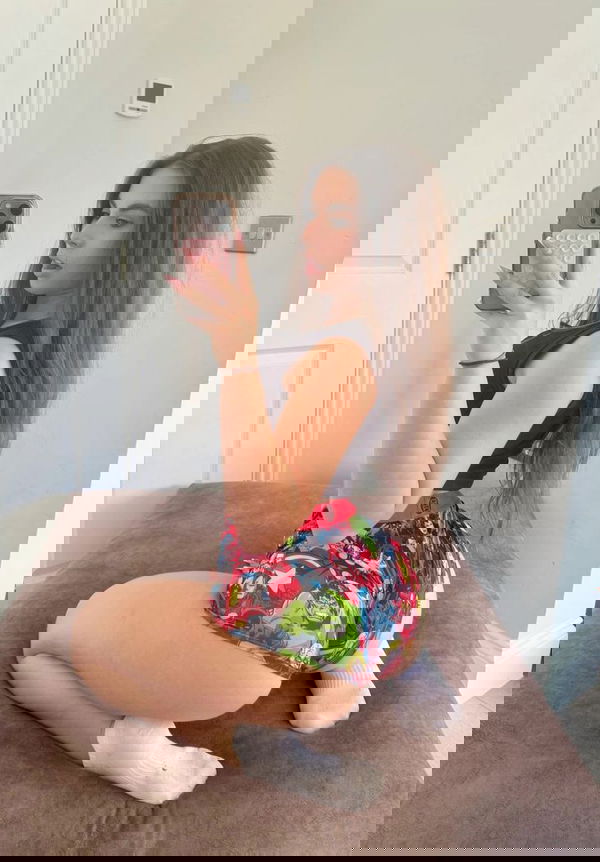 Raelyn0455, 20 years old from United Kingdom