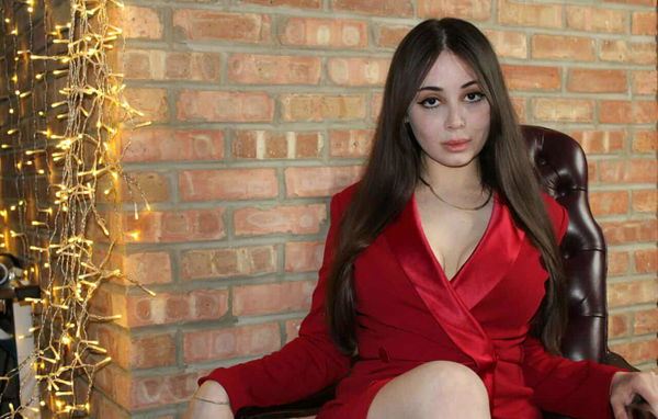 emiqueen993, 19 years old from United States