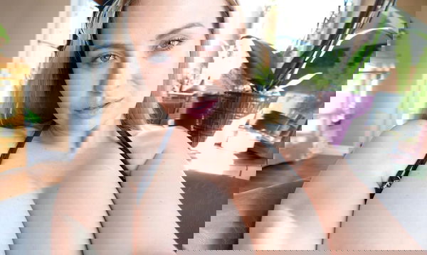 Anne438, 21 years old from United Kingdom