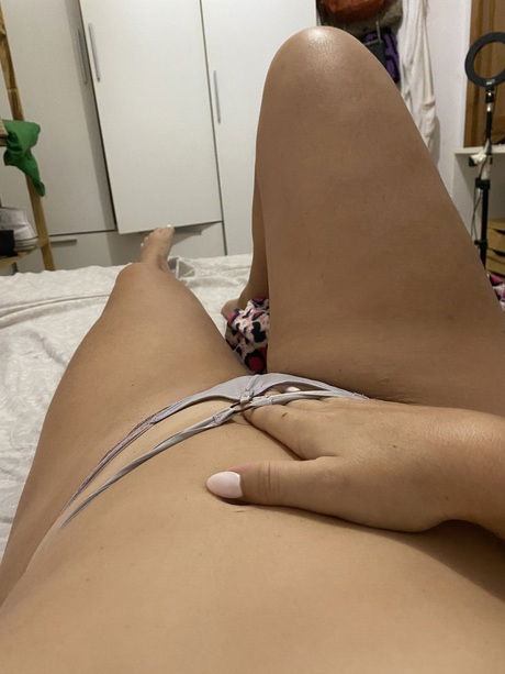 kemiser375, 22 years old from Australia