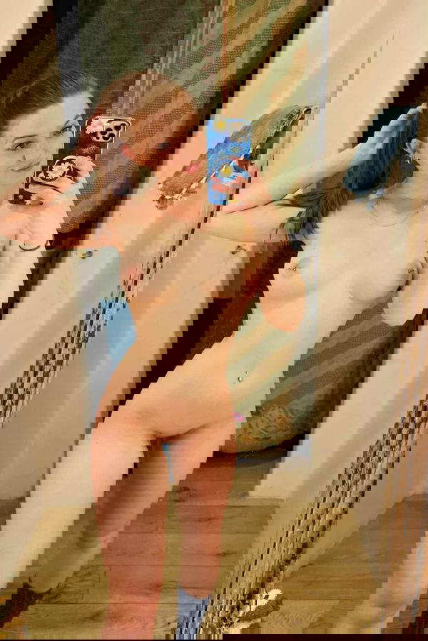 vodajo4136, 21 years old from United States