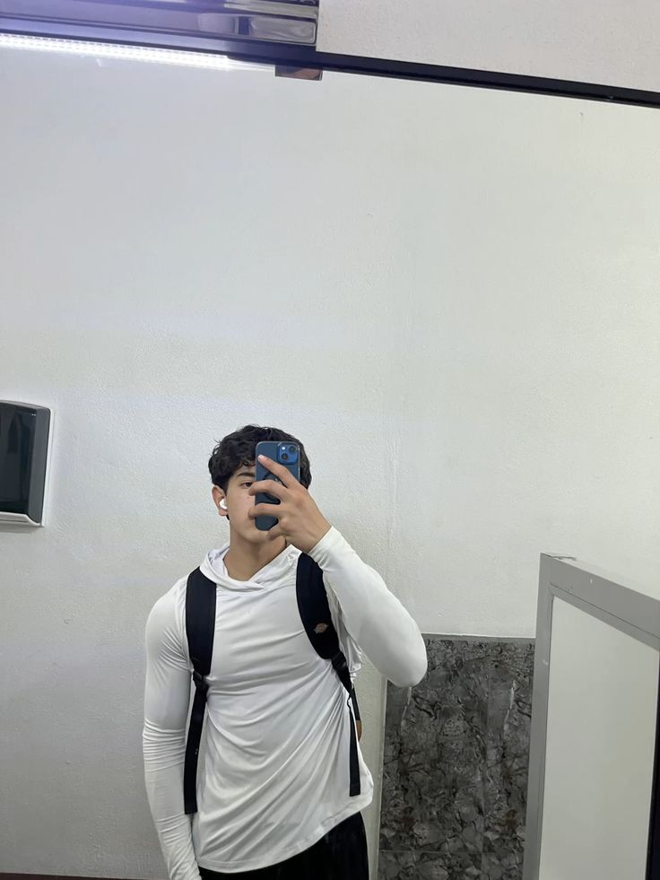 anwerrr2829's Cover Photo