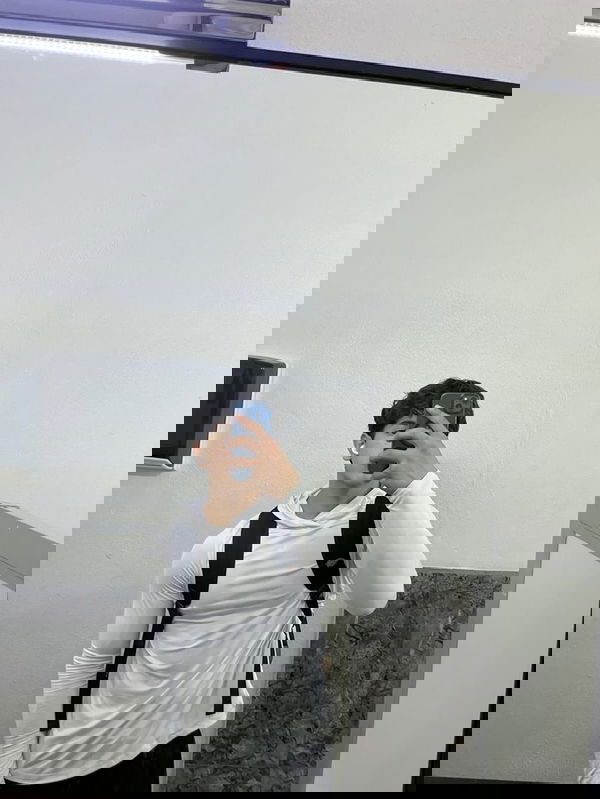 anwerrr2829, 19 years old from United Arab Emirates