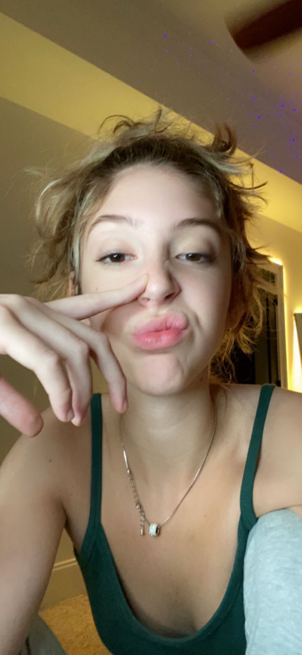 efhyxycjxz, 20 years old from United Kingdom