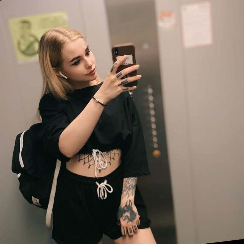 jadok44004's Cover Photo