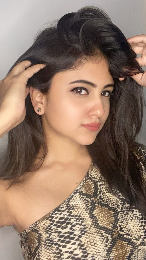 wavara9111, 22 years old from United Kingdom