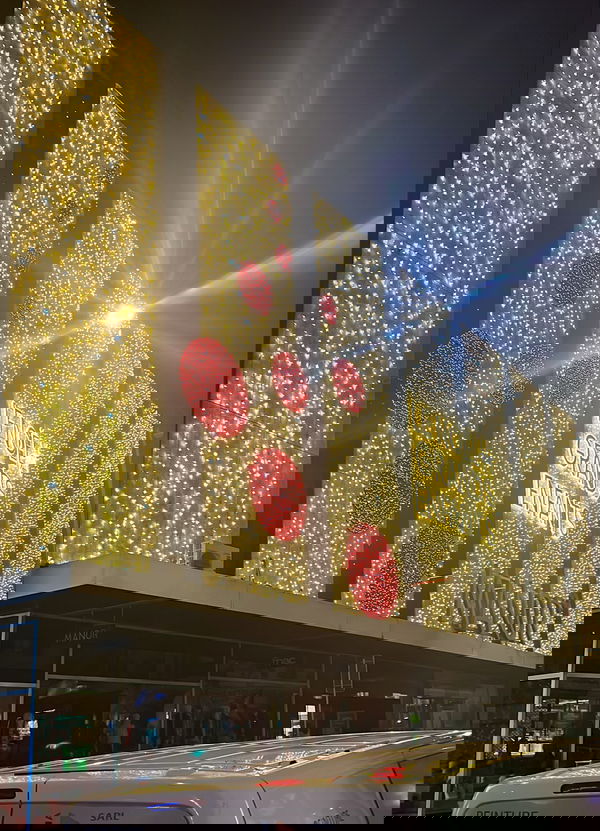 jioliji7, 18 years old from Kenya