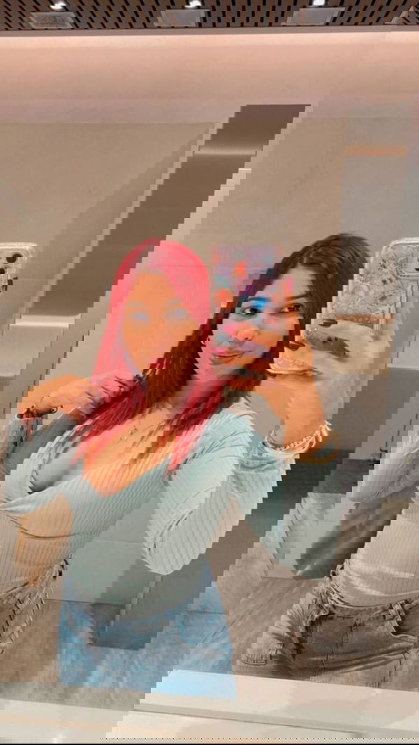 xirome8748, 20 years old from Canada