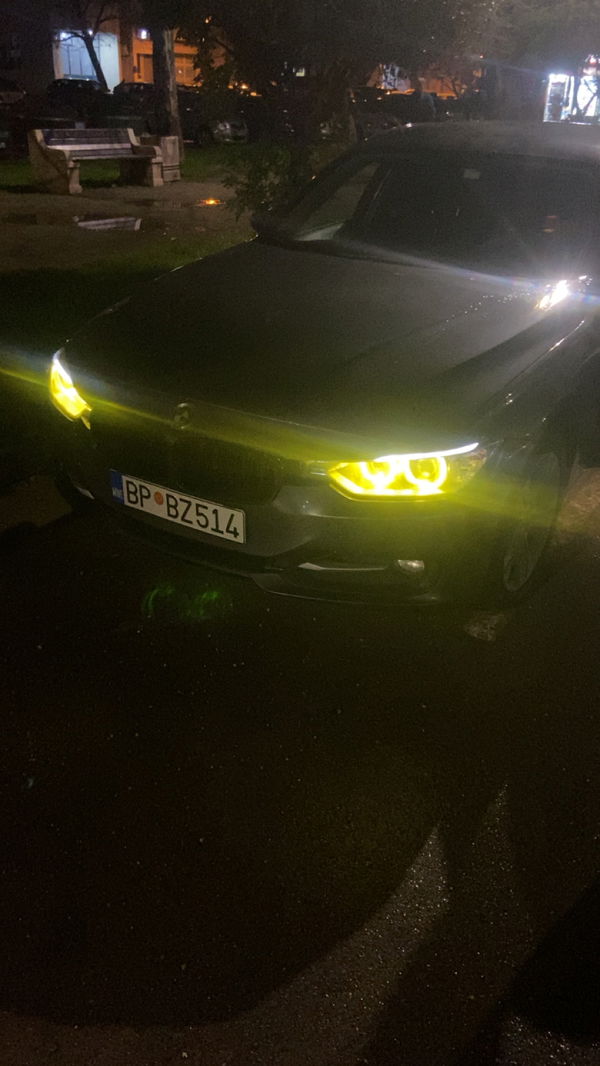 Selim, 19 years old from Montenegro