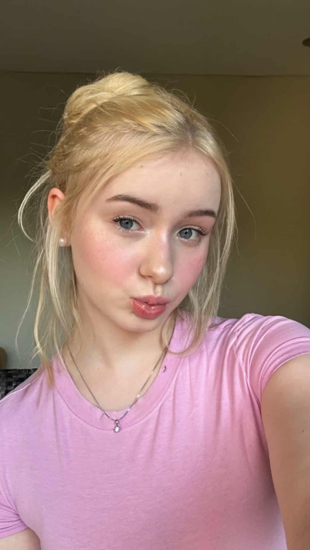 pearlhaze, 18 years old from United States