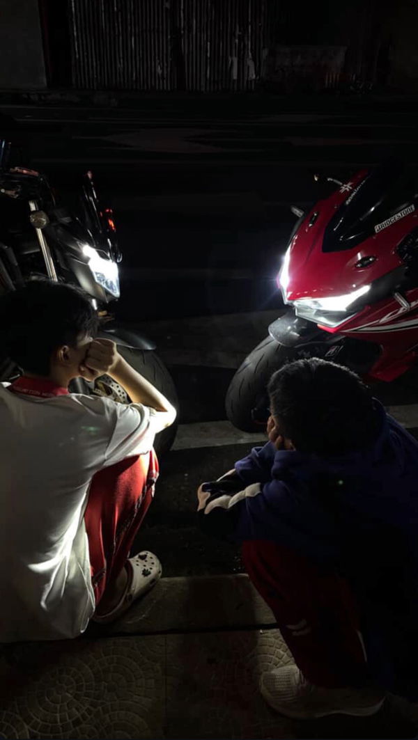 KIT, 19 years old from Thailand