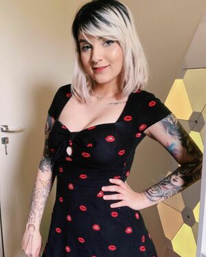 mihohe3541, 22 years old from Denmark