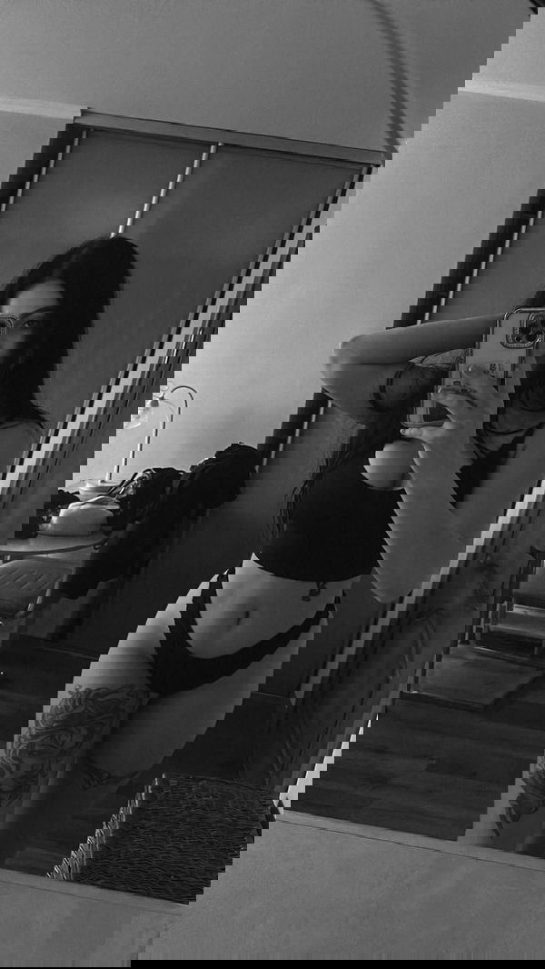 Safa-00, 22 years old from United States