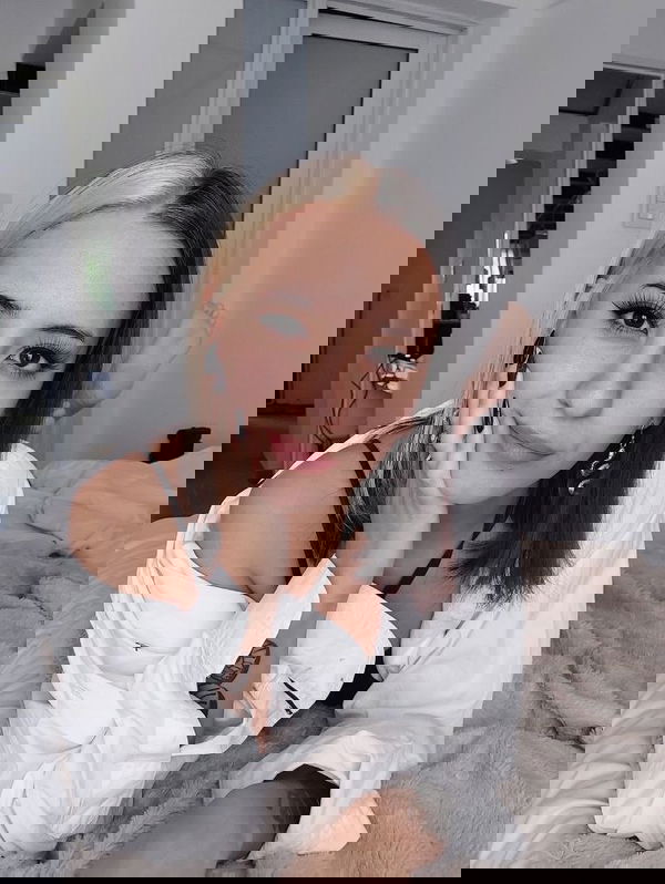 digibid664, 20 years old from United States