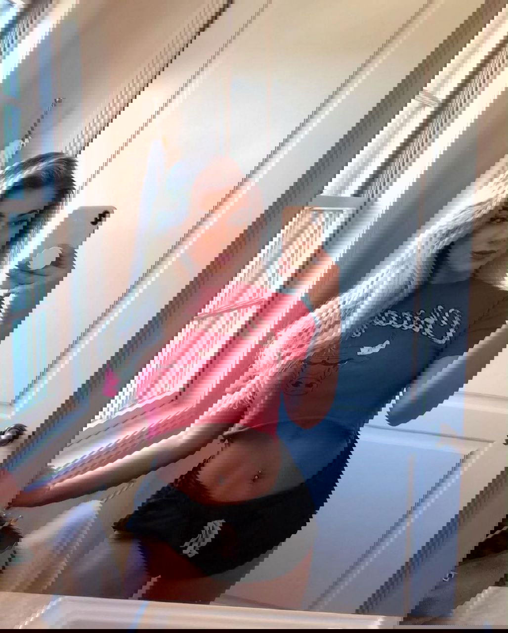 hijenkj's Cover Photo