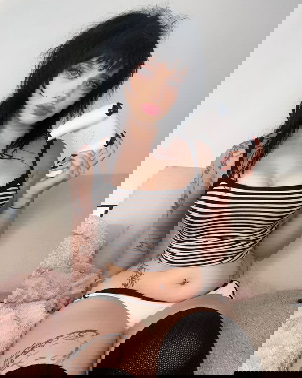 fupsulefyo, 23 years old from United States