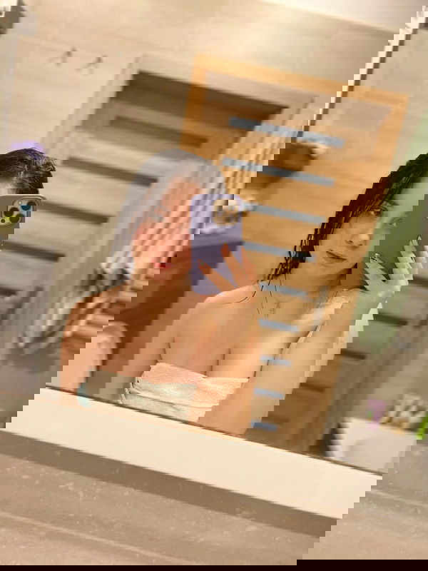 eva--8750, 23 years old from United Kingdom