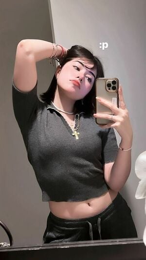 waved37626, 22 years old from United Arab Emirates