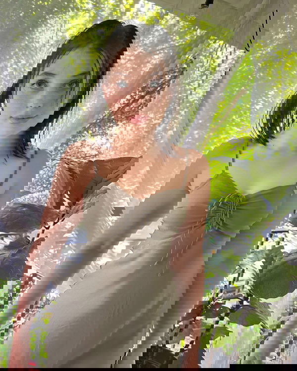 alina3hot, 21 years old from United States